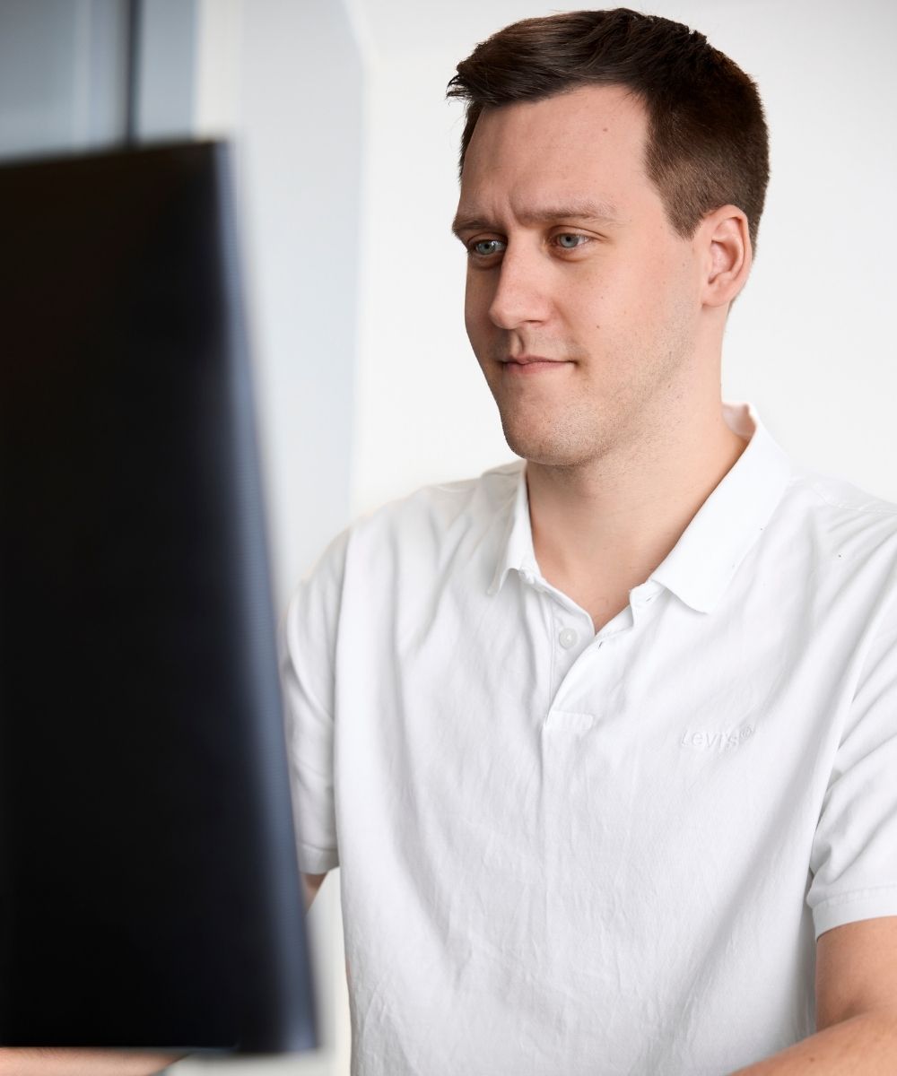 Frederik fra Digant arbejder med AI billede